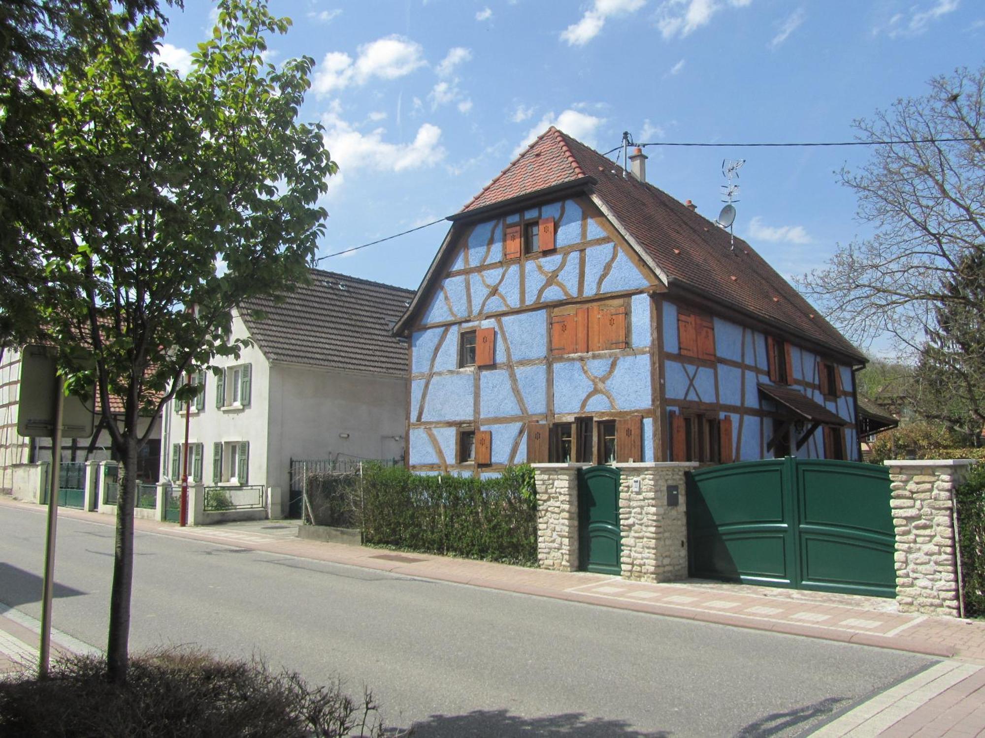 Hôtel Restaurant Au Lion Rouge Bartenheim Exterior foto