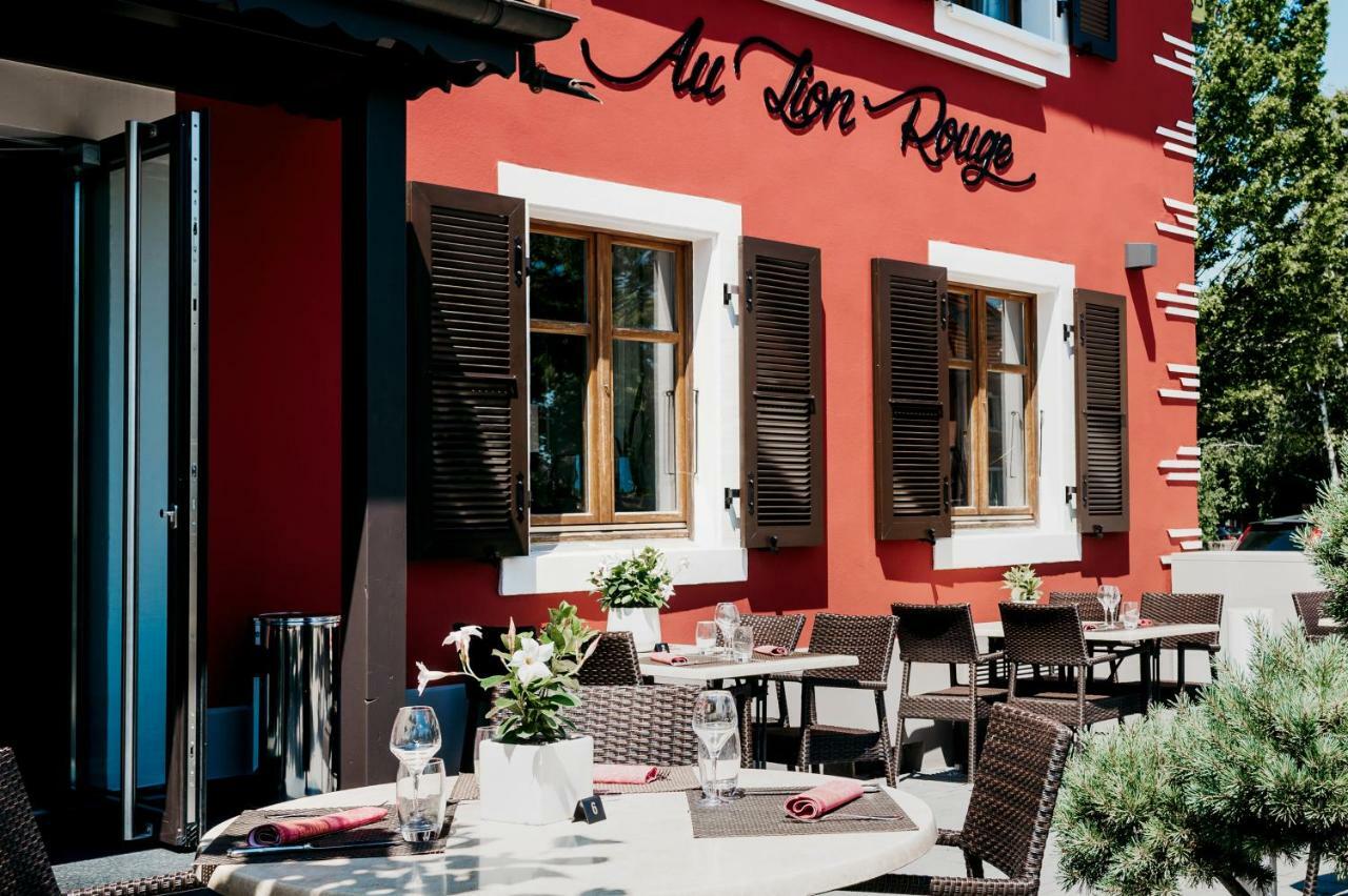 Hôtel Restaurant Au Lion Rouge Bartenheim Exterior foto